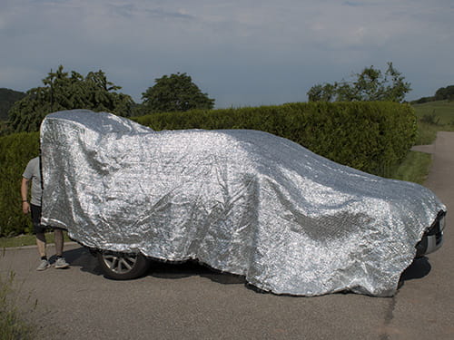 Sporthund Alunetz – DER mobile Schattenparkplatz